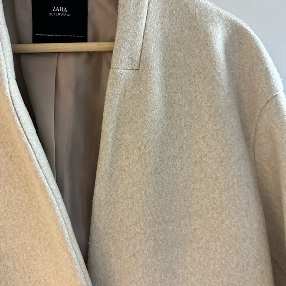 Long coat - Picture 3 of 5